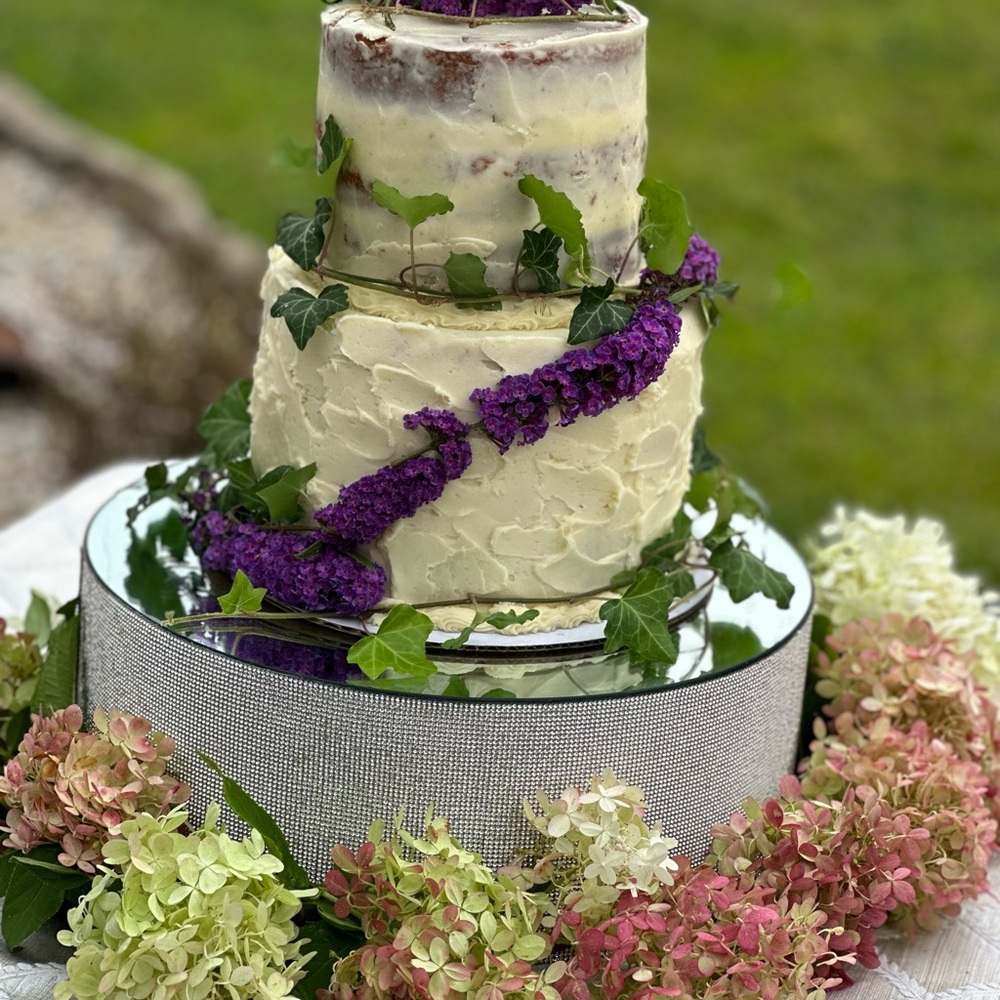 Rhinestone cake stand